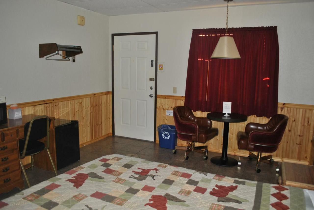 Aspen Inn Fort Klamath Экстерьер фото