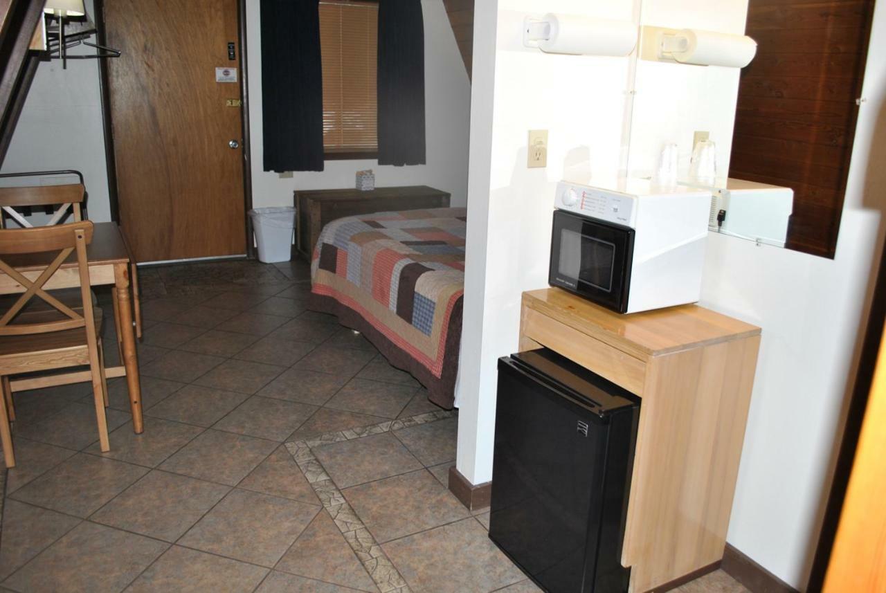 Aspen Inn Fort Klamath Экстерьер фото