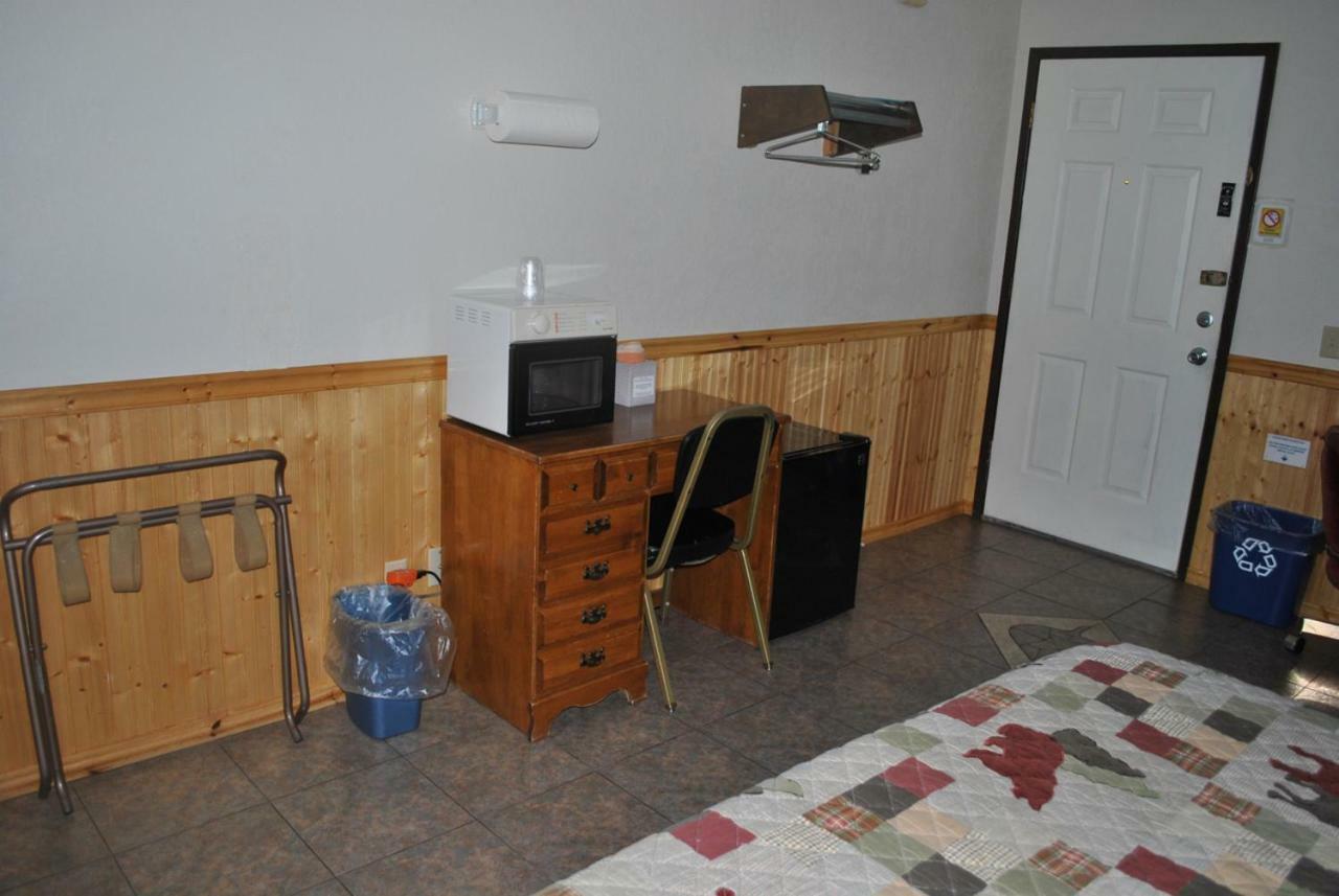 Aspen Inn Fort Klamath Экстерьер фото