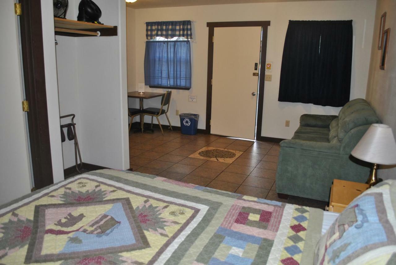 Aspen Inn Fort Klamath Экстерьер фото