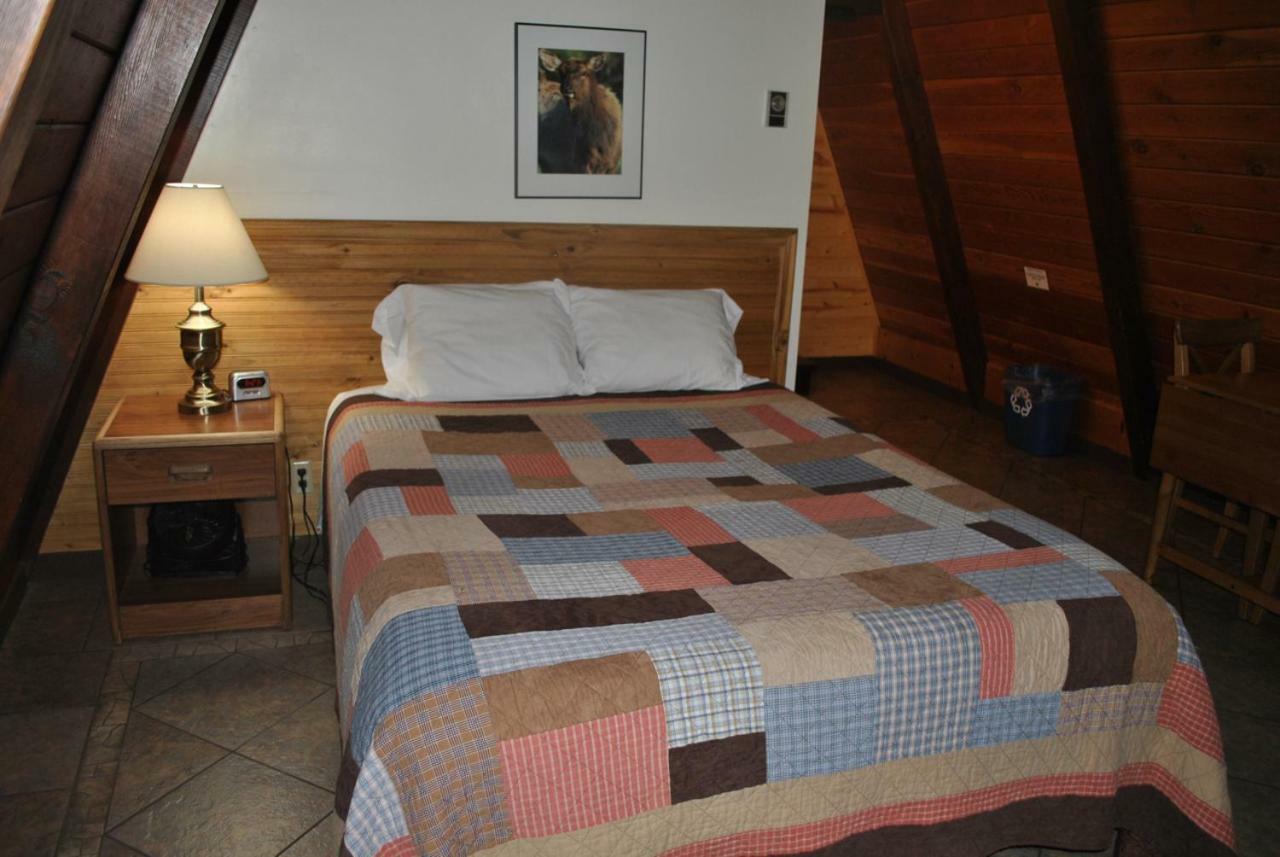 Aspen Inn Fort Klamath Экстерьер фото