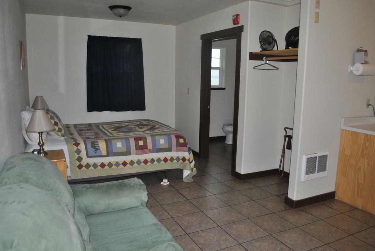 Aspen Inn Fort Klamath Экстерьер фото