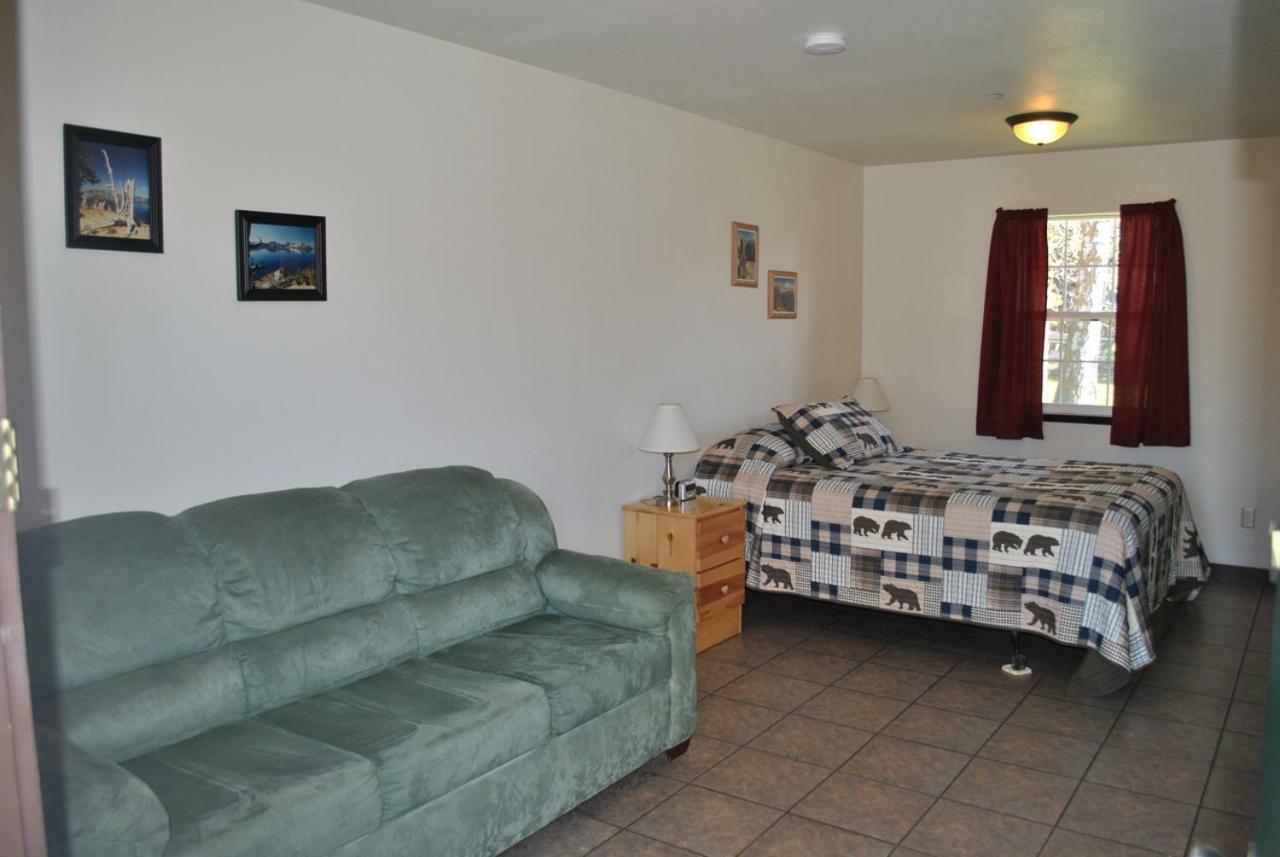 Aspen Inn Fort Klamath Экстерьер фото