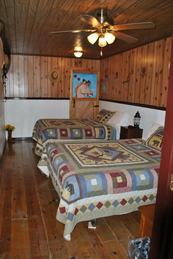Aspen Inn Fort Klamath Экстерьер фото